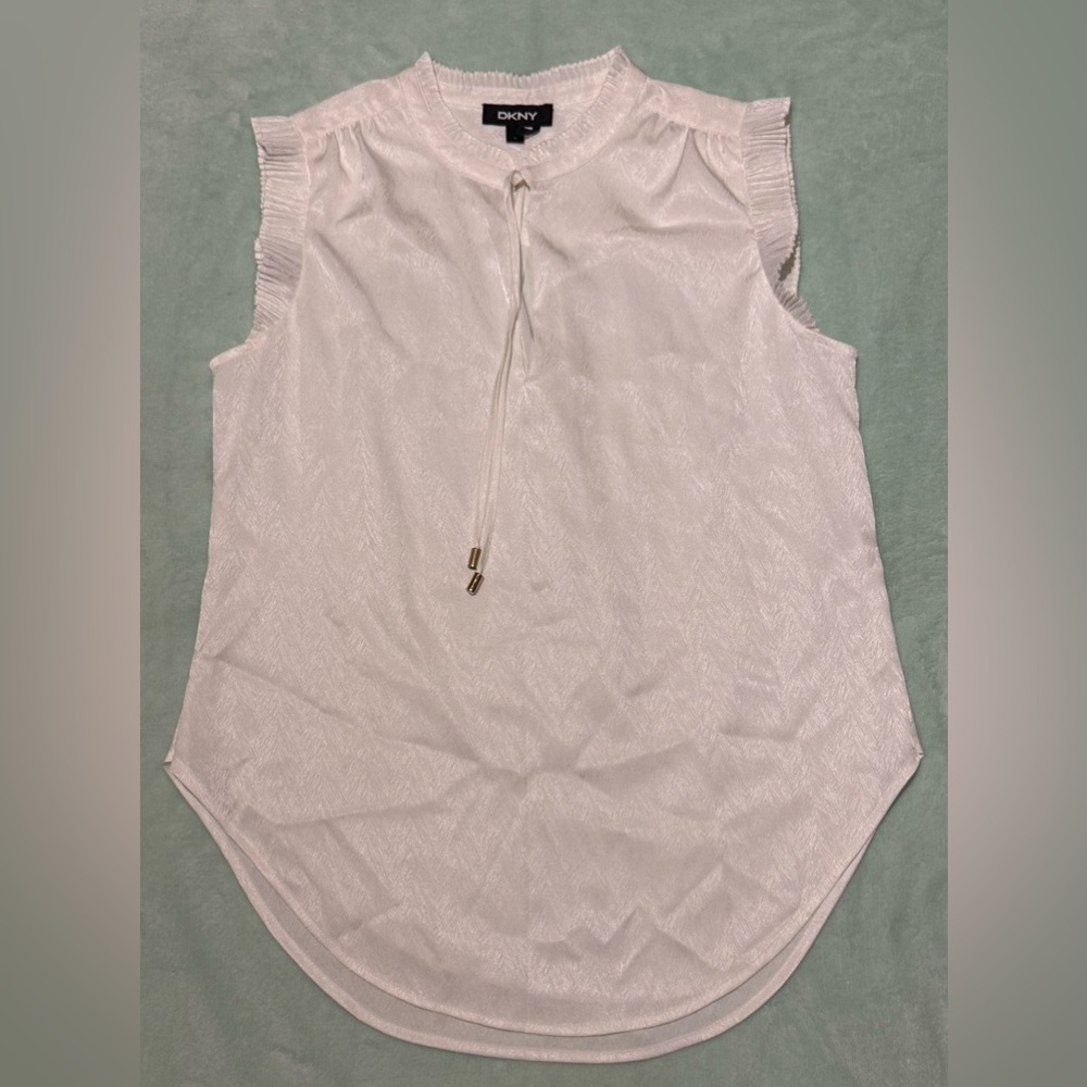 DKNY White Textured Sleeveless Blouse